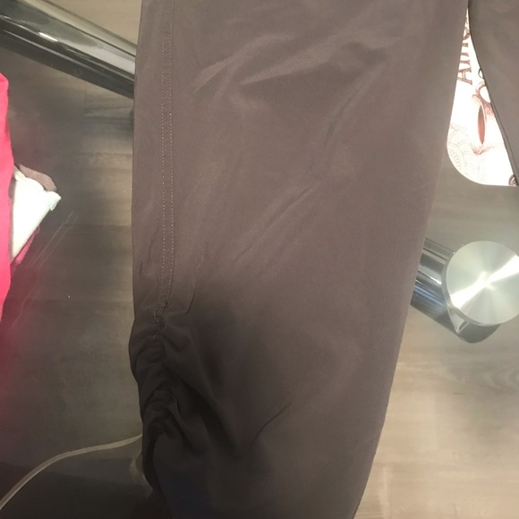 Workout pants - Picture 2 of 5